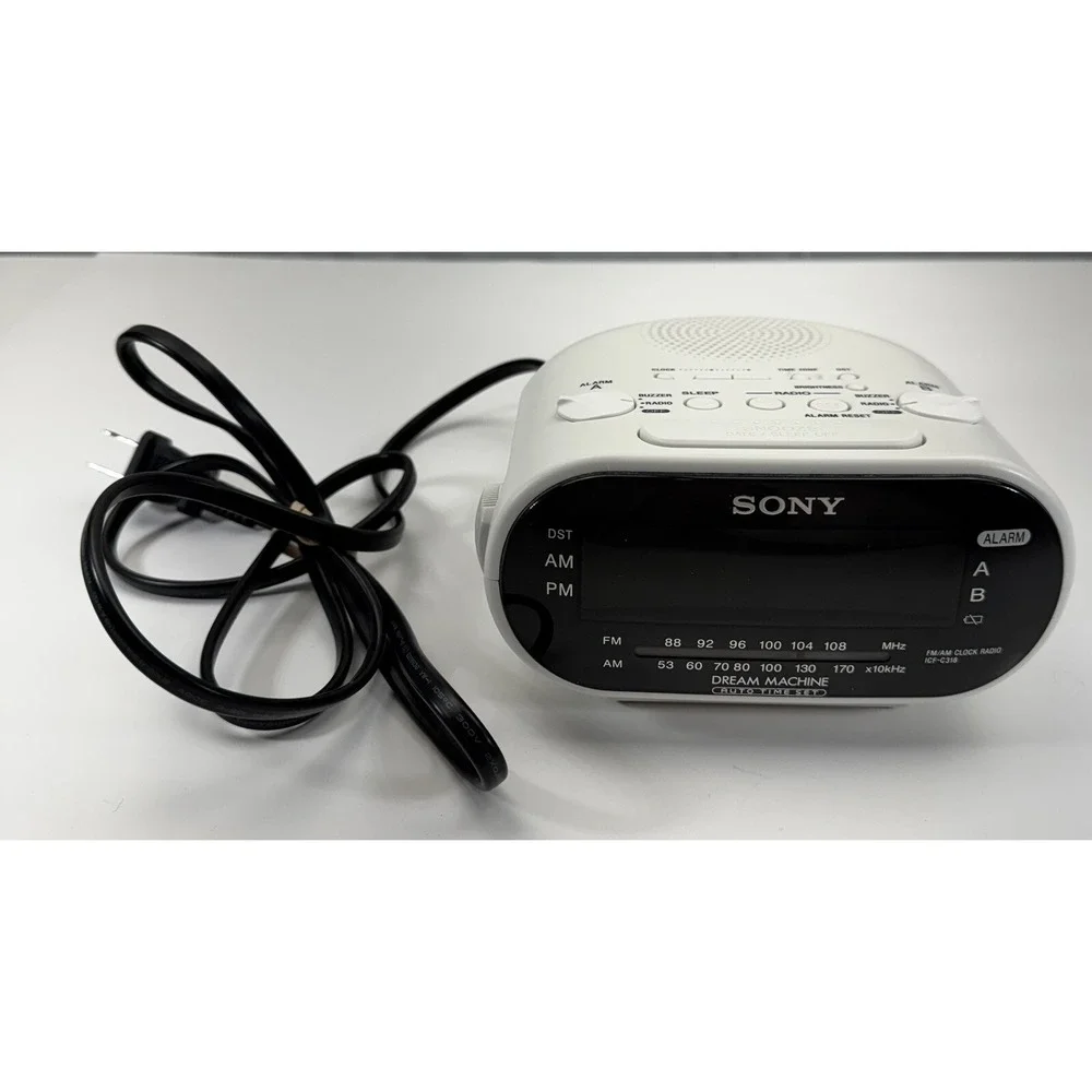 Sony Dream Machine Dual Alarm Clock Radio Model ICF-C318 AM/FM  - White TESTED